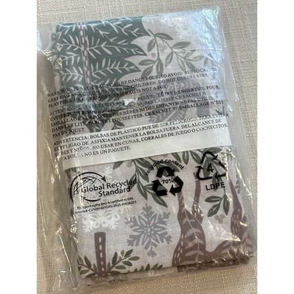 NEW S/2 Pottery barn Rustic Winter Forest STANDARD Percale PILLOWCASES Deer - Picture 3 of 3